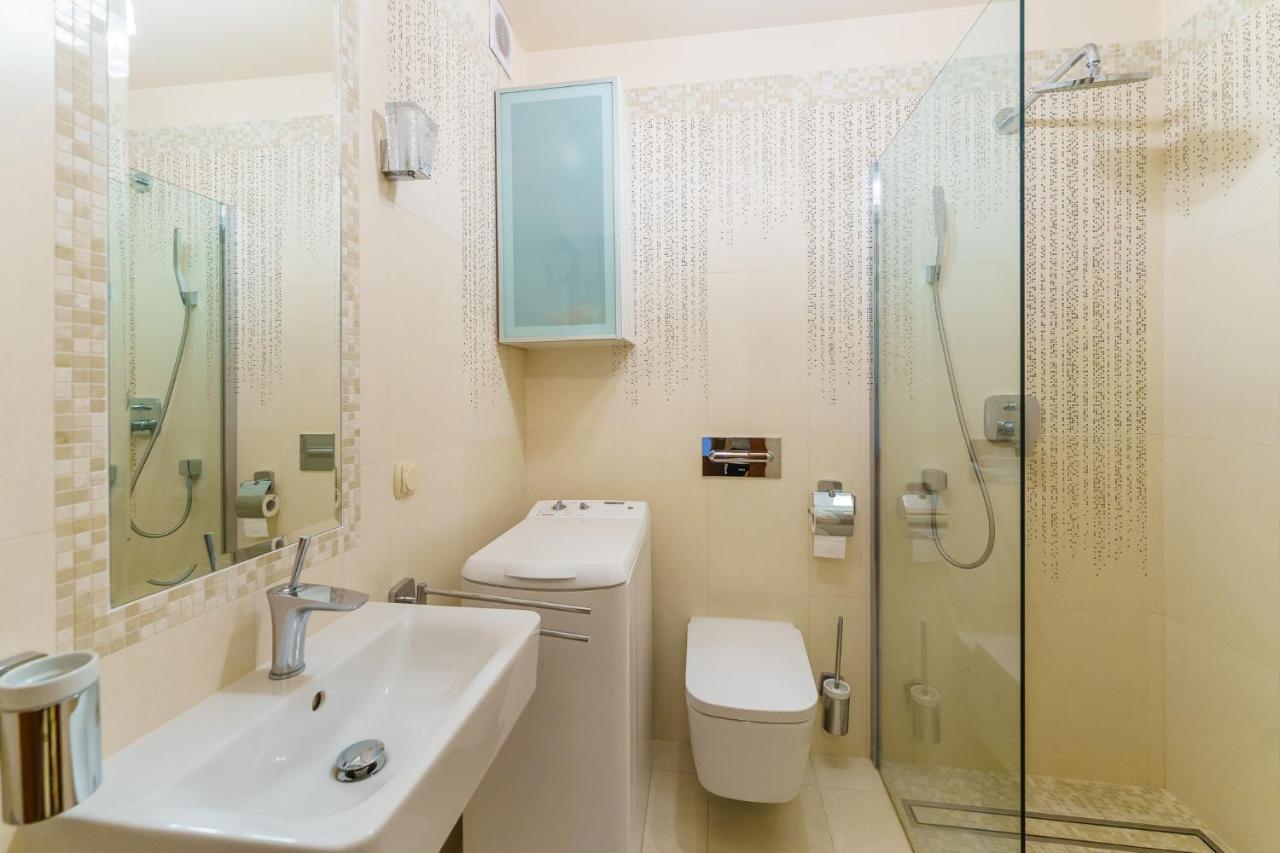 Seaside Apartment With Parking & Ac - 150 M To The Beach By Noclegi Renters Miedzyzdroje Luaran gambar