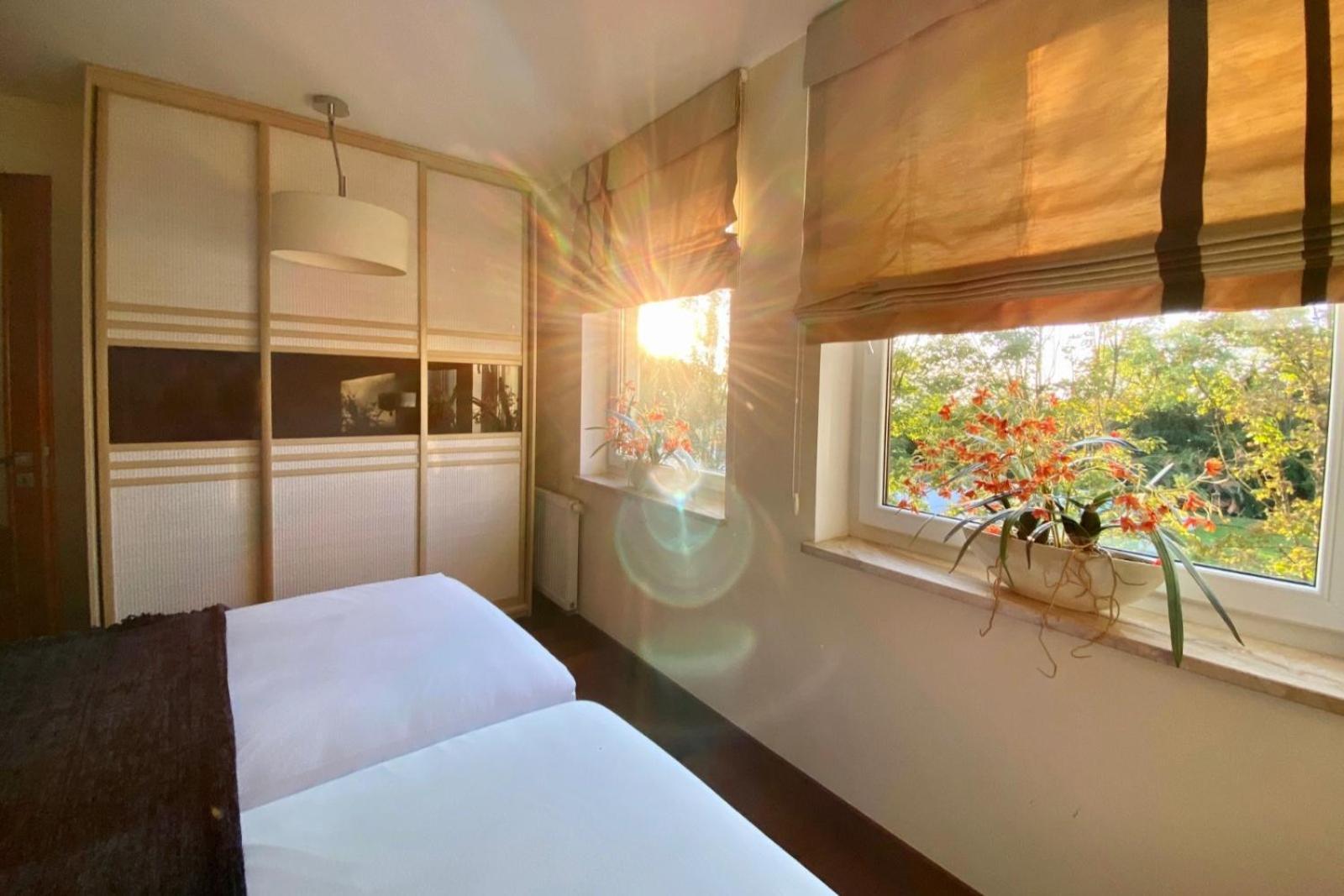Seaside Apartment With Parking & Ac - 150 M To The Beach By Noclegi Renters Miedzyzdroje Luaran gambar